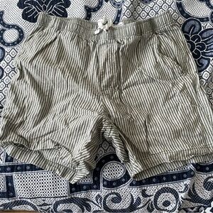 Old Navy linen blend shorts green stripes M